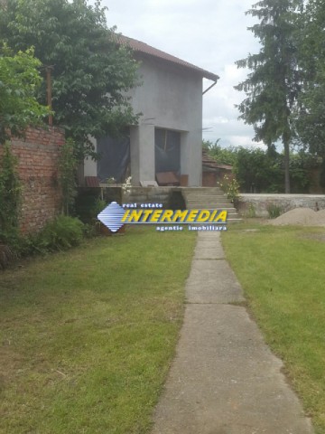 casa-de-vanzare-dp-in-alba-iulia-zona-centru-cu-316-mp-teren-7